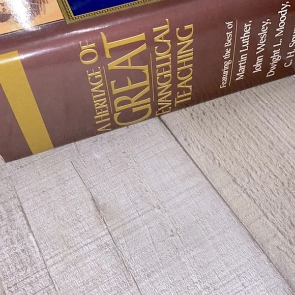 A Heritage of Great Evangelical Teaching large book - Picture 13 of 13